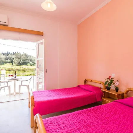 Nikos 1 Apartman *